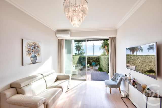 Afficher la photo en grand Appartement F2 à vendre - 2 pièces - 48.0 m2 - NICE - 06 - PROVENCE-ALPES-COTE-D-AZUR - Century 21 Lafage Transactions