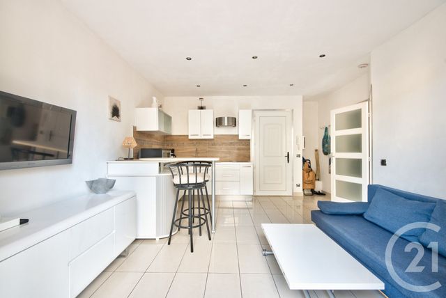 Appartement F2 à vendre - 2 pièces - 30.41 m2 - NICE - 06 - PROVENCE-ALPES-COTE-D-AZUR - Century 21 Lafage Transactions