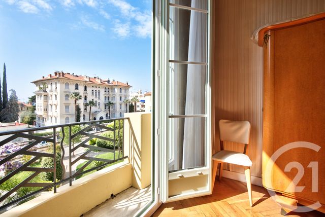 Appartement F4 à vendre - 4 pièces - 130.0 m2 - NICE - 06 - PROVENCE-ALPES-COTE-D-AZUR - Century 21 Lafage Transactions