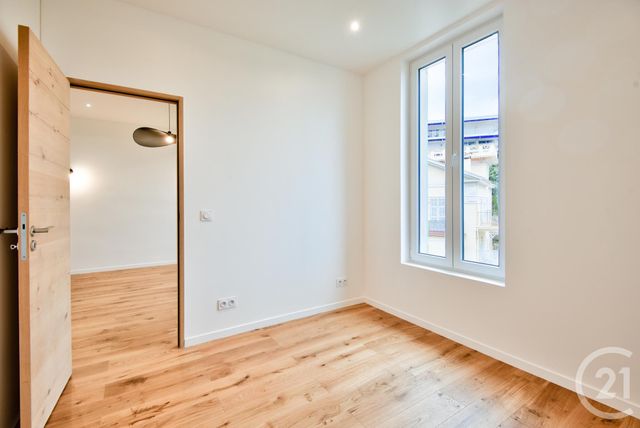 Afficher la photo en grand Appartement F2 à vendre - 2 pièces - 41.13 m2 - VILLEFRANCHE SUR MER - 06 - PROVENCE-ALPES-COTE-D-AZUR - Century 21 Lafage Transactions