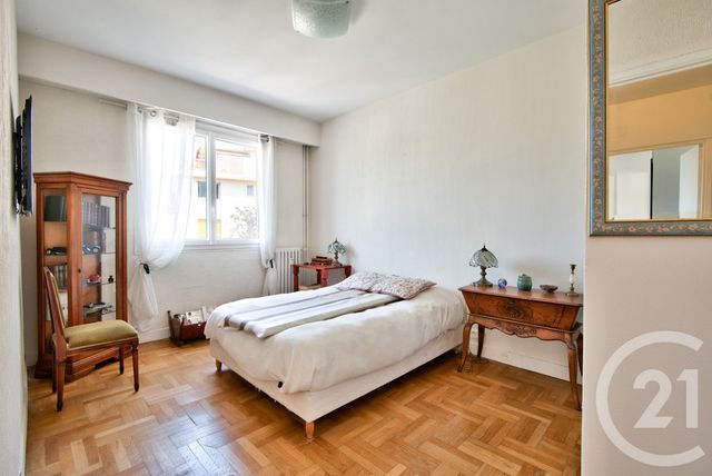 Appartement F3 à vendre - 3 pièces - 86.96 m2 - NICE - 06 - PROVENCE-ALPES-COTE-D-AZUR - Century 21 Lafage Transactions