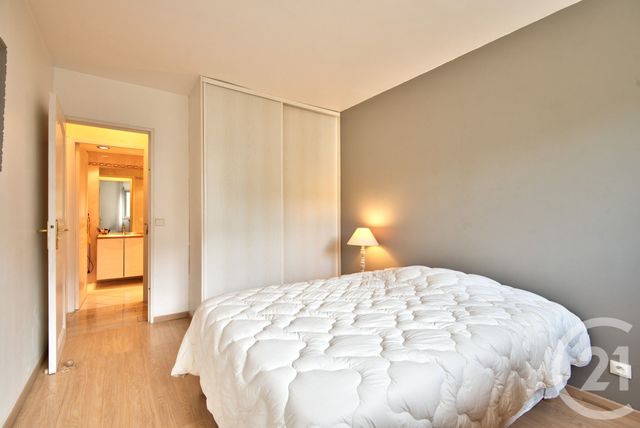 Afficher la photo en grand Appartement F3 à vendre - 3 pièces - 80.01 m2 - NICE - 06 - PROVENCE-ALPES-COTE-D-AZUR - Century 21 Lafage Transactions