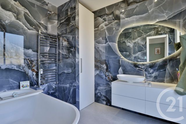 Appartement F3 à vendre - 3 pièces - 93.0 m2 - NICE - 06 - PROVENCE-ALPES-COTE-D-AZUR - Century 21 Lafage Transactions