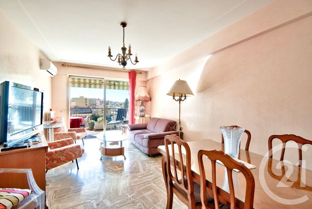 Afficher la photo en grand Appartement F3 à vendre - 3 pièces - 82.29 m2 - NICE - 06 - PROVENCE-ALPES-COTE-D-AZUR - Century 21 Lafage Transactions