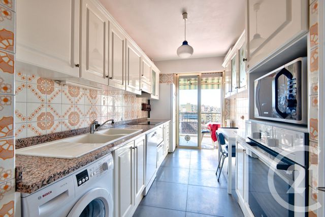 Afficher la photo en grand Appartement F3 à vendre - 3 pièces - 82.29 m2 - NICE - 06 - PROVENCE-ALPES-COTE-D-AZUR - Century 21 Lafage Transactions