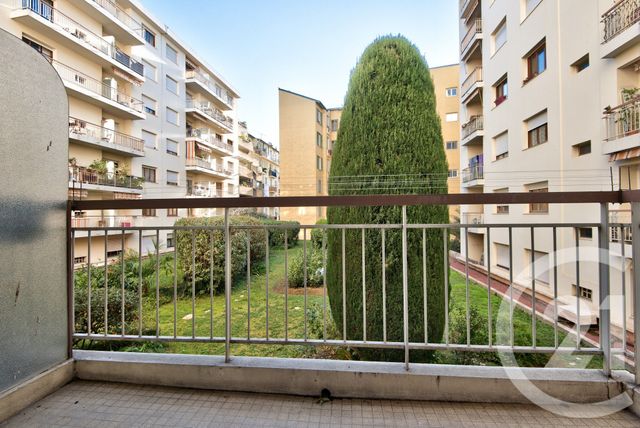 Afficher la photo en grand Appartement F3 à vendre - 3 pièces - 74.1 m2 - NICE - 06 - PROVENCE-ALPES-COTE-D-AZUR - Century 21 Lafage Transactions