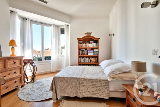 Appartement F3 à vendre - 3 pièces - 87.61 m2 - CAGNES SUR MER - 06 - PROVENCE-ALPES-COTE-D-AZUR - Century 21 Lafage Transactions
