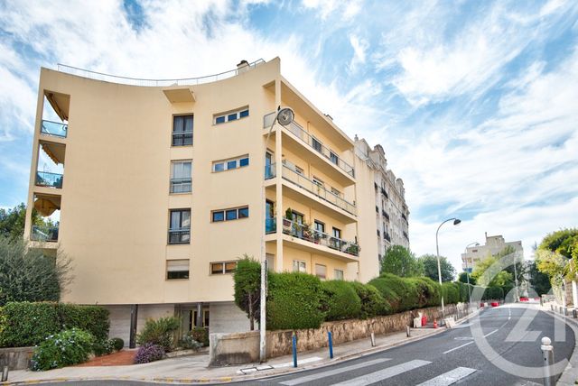 Appartement F2 à vendre - 2 pièces - 49.34 m2 - NICE - 06 - PROVENCE-ALPES-COTE-D-AZUR - Century 21 Lafage Transactions