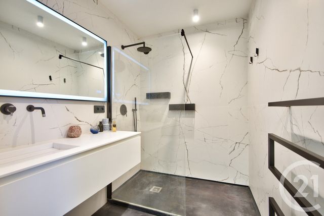 Appartement F3 à vendre - 3 pièces - 64.0 m2 - NICE - 06 - PROVENCE-ALPES-COTE-D-AZUR - Century 21 Lafage Transactions