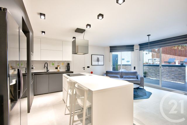 Appartement F3 à vendre - 3 pièces - 64.0 m2 - NICE - 06 - PROVENCE-ALPES-COTE-D-AZUR - Century 21 Lafage Transactions