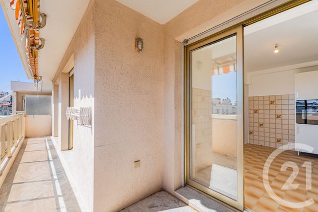 Appartement F4 à vendre - 4 pièces - 96.22 m2 - NICE - 06 - PROVENCE-ALPES-COTE-D-AZUR - Century 21 Lafage Transactions