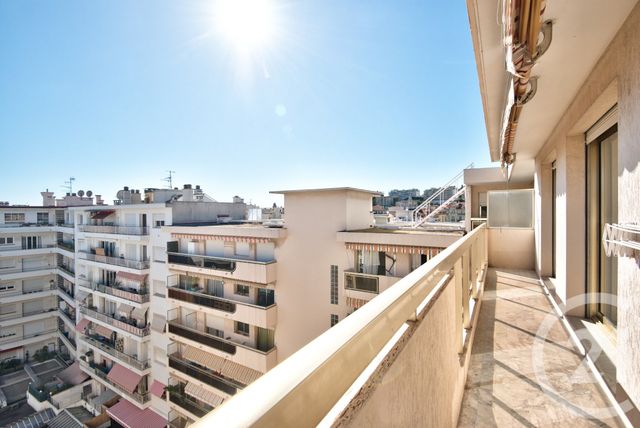Appartement F4 à vendre - 4 pièces - 96.22 m2 - NICE - 06 - PROVENCE-ALPES-COTE-D-AZUR - Century 21 Lafage Transactions