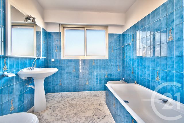 Appartement F4 à vendre - 4 pièces - 96.22 m2 - NICE - 06 - PROVENCE-ALPES-COTE-D-AZUR - Century 21 Lafage Transactions