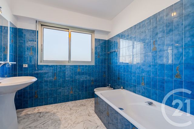 Appartement F4 à vendre - 4 pièces - 96.22 m2 - NICE - 06 - PROVENCE-ALPES-COTE-D-AZUR - Century 21 Lafage Transactions