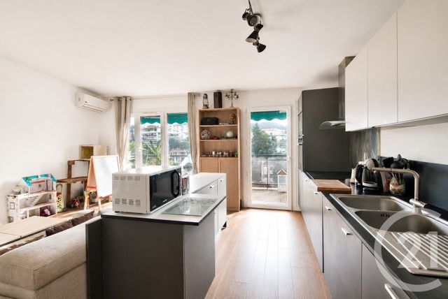 Appartement F3 à vendre - 3 pièces - 67.91 m2 - NICE - 06 - PROVENCE-ALPES-COTE-D-AZUR - Century 21 Lafage Transactions