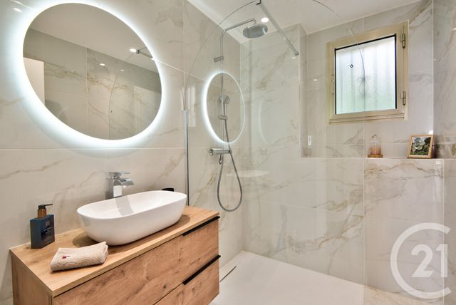 Appartement F3 à vendre - 3 pièces - 107.0 m2 - NICE - 06 - PROVENCE-ALPES-COTE-D-AZUR - Century 21 Lafage Transactions