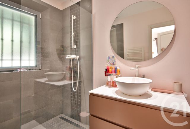 Afficher la photo en grand maison à vendre - 5 pièces - 322.73 m2 - NICE - 06 - PROVENCE-ALPES-COTE-D-AZUR - Century 21 Lafage Transactions