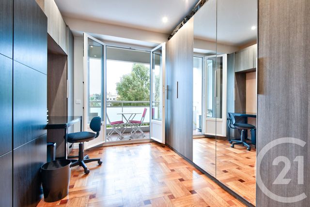 Afficher la photo en grand Appartement F4 à vendre - 4 pièces - 83.02 m2 - NICE - 06 - PROVENCE-ALPES-COTE-D-AZUR - Century 21 Lafage Transactions