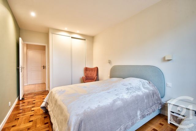 Afficher la photo en grand Appartement F4 à vendre - 4 pièces - 83.02 m2 - NICE - 06 - PROVENCE-ALPES-COTE-D-AZUR - Century 21 Lafage Transactions