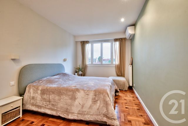 Afficher la photo en grand Appartement F4 à vendre - 4 pièces - 83.02 m2 - NICE - 06 - PROVENCE-ALPES-COTE-D-AZUR - Century 21 Lafage Transactions