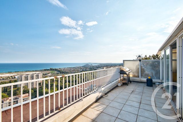 Afficher la photo en grand Appartement Duplex à vendre - 3 pièces - 79.32 m2 - CAGNES SUR MER - 06 - PROVENCE-ALPES-COTE-D-AZUR - Century 21 Lafage Transactions