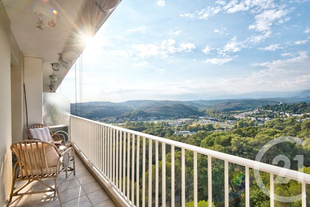 Afficher la photo en grand Appartement Duplex à vendre - 3 pièces - 79.32 m2 - CAGNES SUR MER - 06 - PROVENCE-ALPES-COTE-D-AZUR - Century 21 Lafage Transactions