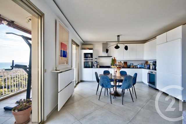 Afficher la photo en grand Appartement Duplex à vendre - 3 pièces - 79.32 m2 - CAGNES SUR MER - 06 - PROVENCE-ALPES-COTE-D-AZUR - Century 21 Lafage Transactions