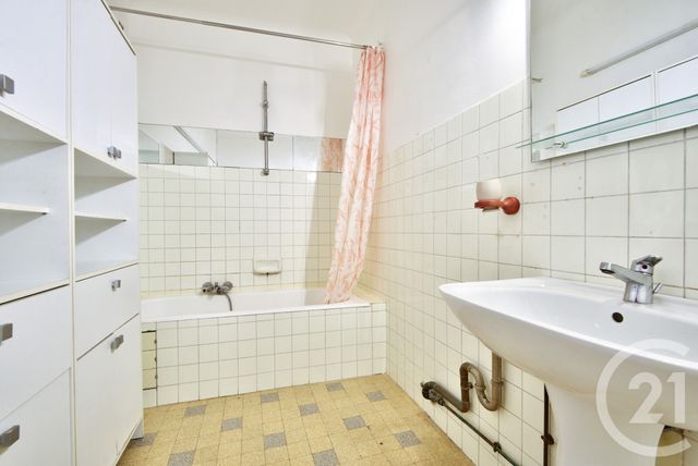 Appartement F3 à vendre - 3 pièces - 55.68 m2 - NICE - 06 - PROVENCE-ALPES-COTE-D-AZUR - Century 21 Lafage Transactions