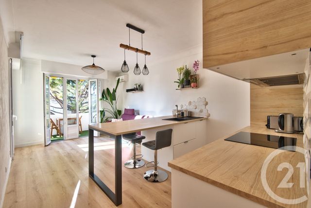 Appartement F2 à vendre - 2 pièces - 58.4 m2 - NICE - 06 - PROVENCE-ALPES-COTE-D-AZUR - Century 21 Lafage Transactions