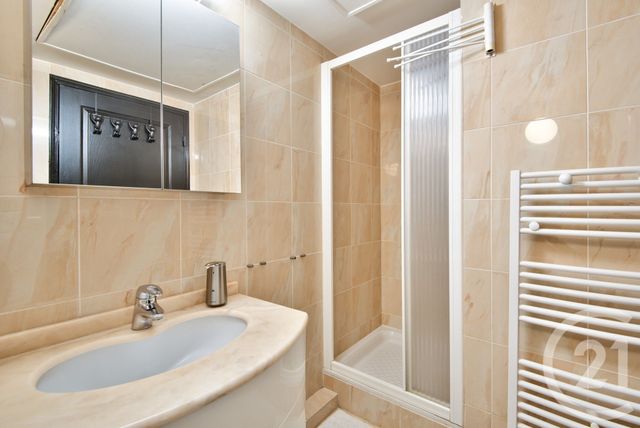 Appartement F2 à vendre - 2 pièces - 34.82 m2 - NICE - 06 - PROVENCE-ALPES-COTE-D-AZUR - Century 21 Lafage Transactions