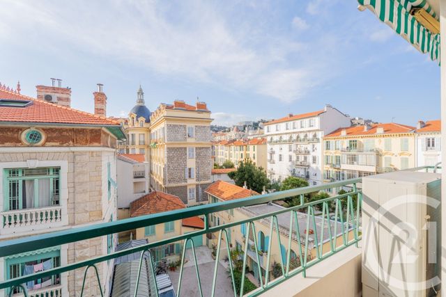 Appartement F4 à vendre - 4 pièces - 87.26 m2 - NICE - 06 - PROVENCE-ALPES-COTE-D-AZUR - Century 21 Lafage Transactions