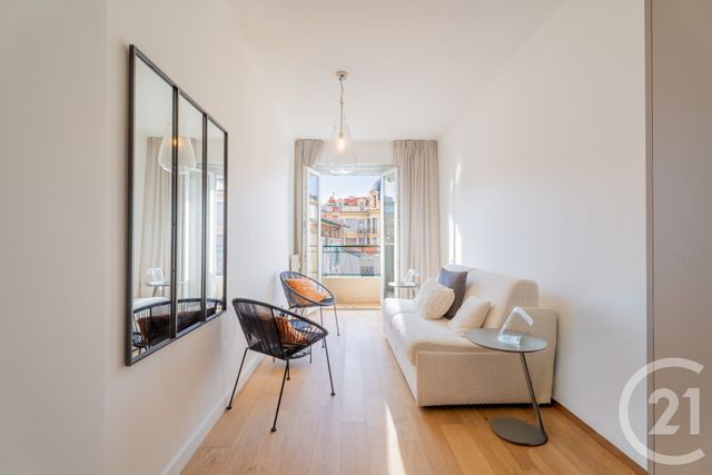 Appartement F4 à vendre - 4 pièces - 87.26 m2 - NICE - 06 - PROVENCE-ALPES-COTE-D-AZUR - Century 21 Lafage Transactions