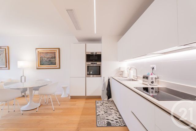 Appartement F4 à vendre - 4 pièces - 87.26 m2 - NICE - 06 - PROVENCE-ALPES-COTE-D-AZUR - Century 21 Lafage Transactions