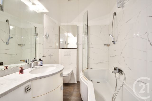 Appartement F2 à vendre - 2 pièces - 63.02 m2 - NICE - 06 - PROVENCE-ALPES-COTE-D-AZUR - Century 21 Lafage Transactions