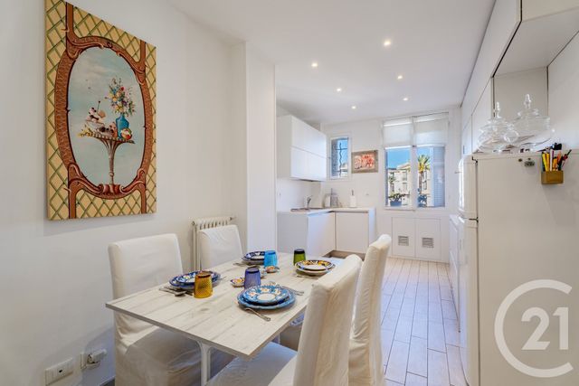 Appartement F4 à vendre - 4 pièces - 145.02 m2 - NICE - 06 - PROVENCE-ALPES-COTE-D-AZUR - Century 21 Lafage Transactions