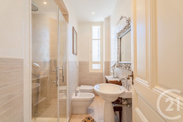 Appartement F4 à vendre - 4 pièces - 145.02 m2 - NICE - 06 - PROVENCE-ALPES-COTE-D-AZUR - Century 21 Lafage Transactions