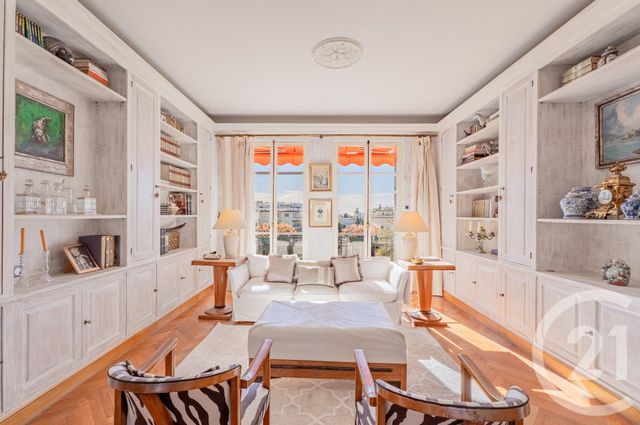 Appartement F4 à vendre - 4 pièces - 145.02 m2 - NICE - 06 - PROVENCE-ALPES-COTE-D-AZUR - Century 21 Lafage Transactions