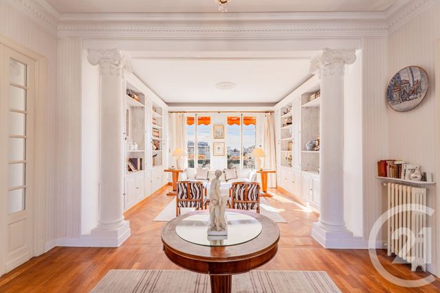 Appartement F4 à vendre - 4 pièces - 145.02 m2 - NICE - 06 - PROVENCE-ALPES-COTE-D-AZUR - Century 21 Lafage Transactions