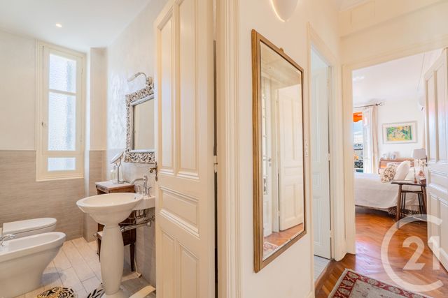 Appartement F4 à vendre - 4 pièces - 145.02 m2 - NICE - 06 - PROVENCE-ALPES-COTE-D-AZUR - Century 21 Lafage Transactions
