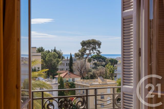 Appartement F4 à vendre - 4 pièces - 145.02 m2 - NICE - 06 - PROVENCE-ALPES-COTE-D-AZUR - Century 21 Lafage Transactions