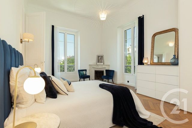 Appartement F6 à vendre - 6 pièces - 192.6 m2 - NICE - 06 - PROVENCE-ALPES-COTE-D-AZUR - Century 21 Lafage Transactions