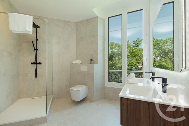 Appartement F6 à vendre - 6 pièces - 192.6 m2 - NICE - 06 - PROVENCE-ALPES-COTE-D-AZUR - Century 21 Lafage Transactions