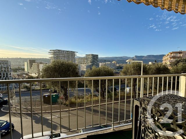 Appartement F3 à vendre - 3 pièces - 56.42 m2 - NICE - 06 - PROVENCE-ALPES-COTE-D-AZUR - Century 21 Lafage Transactions