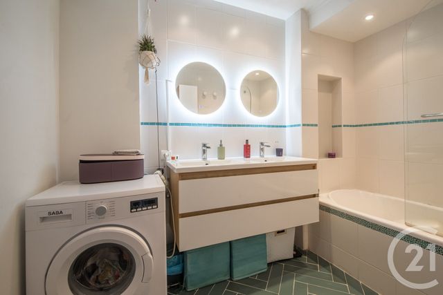 Appartement F3 à vendre - 3 pièces - 59.13 m2 - NICE - 06 - PROVENCE-ALPES-COTE-D-AZUR - Century 21 Lafage Transactions