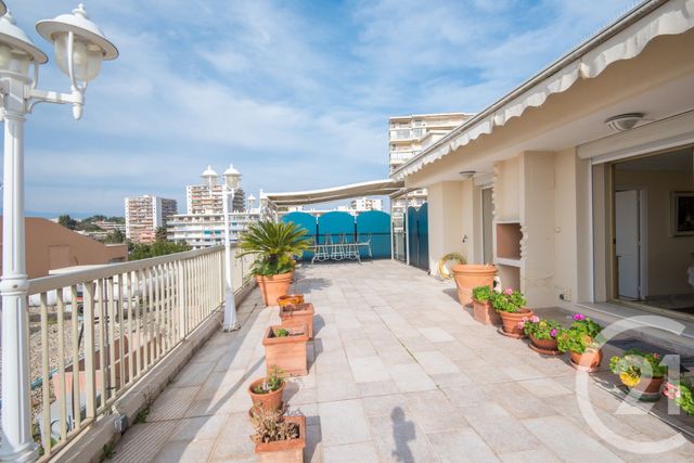 Appartement F4 à vendre - 4 pièces - 102.84 m2 - JUAN LES PINS - 06 - PROVENCE-ALPES-COTE-D-AZUR - Century 21 Lafage Transactions