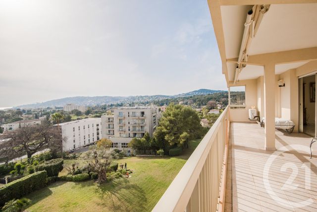 Appartement F4 à vendre - 4 pièces - 102.84 m2 - JUAN LES PINS - 06 - PROVENCE-ALPES-COTE-D-AZUR - Century 21 Lafage Transactions