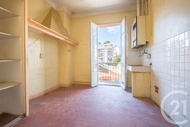 Appartement F3 à vendre - 3 pièces - 68.2 m2 - NICE - 06 - PROVENCE-ALPES-COTE-D-AZUR - Century 21 Lafage Transactions