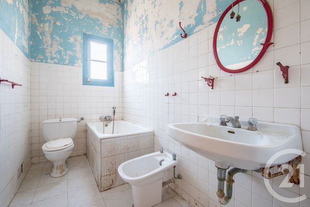 Appartement F3 à vendre - 3 pièces - 68.2 m2 - NICE - 06 - PROVENCE-ALPES-COTE-D-AZUR - Century 21 Lafage Transactions