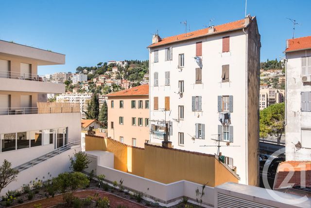 Appartement F3 à vendre - 3 pièces - 63.25 m2 - NICE - 06 - PROVENCE-ALPES-COTE-D-AZUR - Century 21 Lafage Transactions