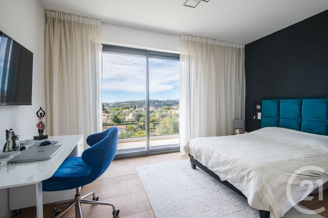 Appartement F4 à vendre - 4 pièces - 216.09 m2 - NICE - 06 - PROVENCE-ALPES-COTE-D-AZUR - Century 21 Lafage Transactions